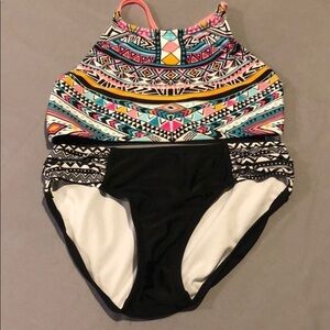 Bathing suit